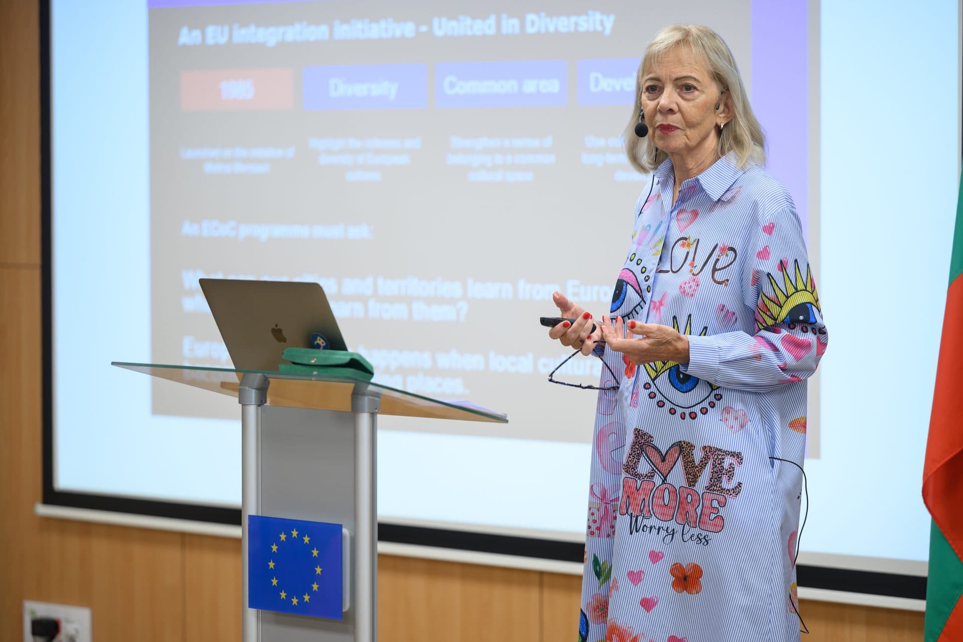 Conference photo 17/47